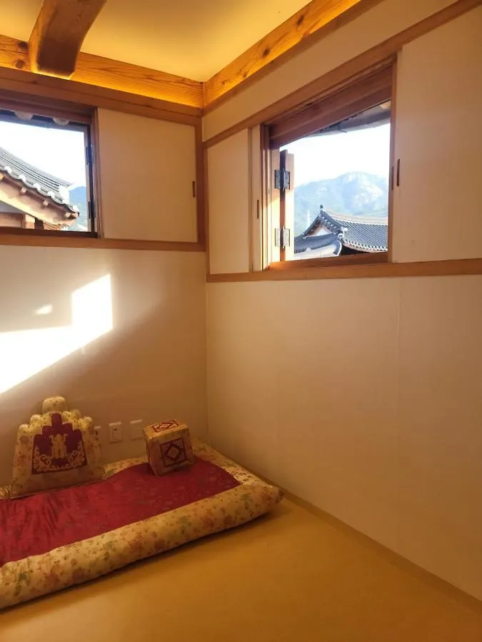Chaehyodang Hanok Stay Seoul