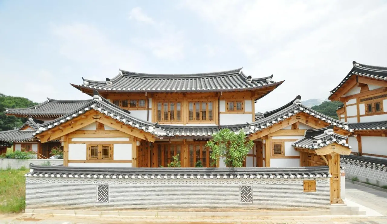 Chaehyodang Hanok Stay Seoul South Korea