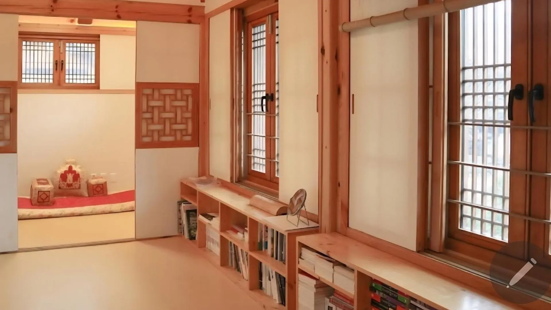 Chaehyodang Hanok Stay contacts